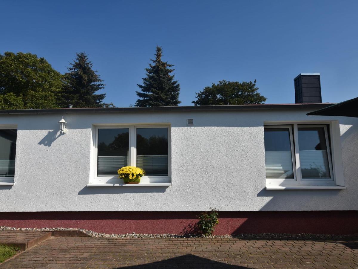 Modern Bungalow In Kroepelin With Garden Villa Habitación foto