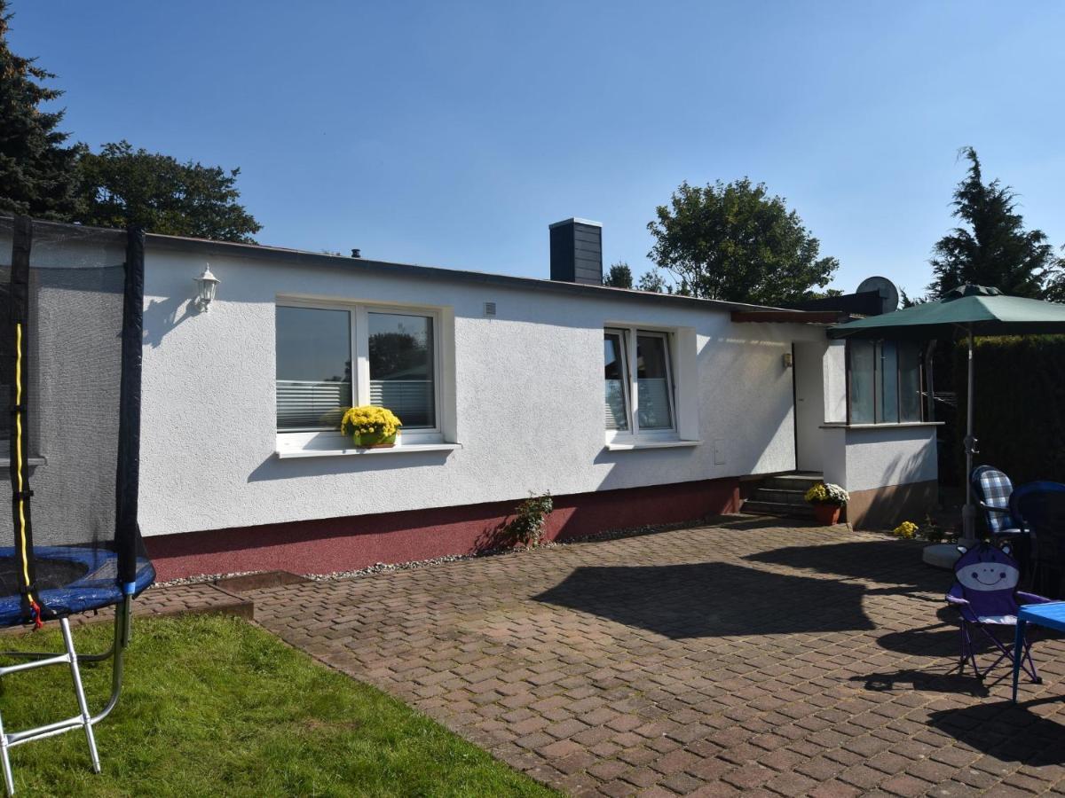 Modern Bungalow In Kroepelin With Garden Villa Habitación foto